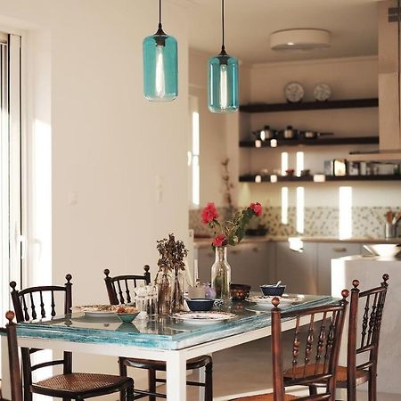 Spacious And Stylish Apartment With A Great View! Афины Экстерьер фото