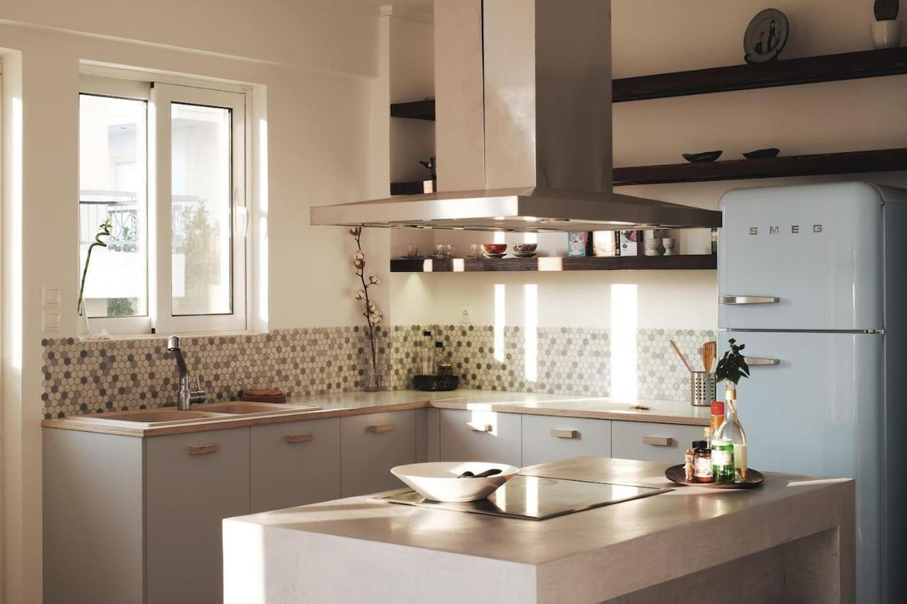 Spacious And Stylish Apartment With A Great View! Афины Экстерьер фото