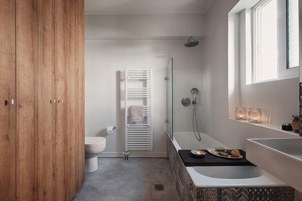 Spacious And Stylish Apartment With A Great View! Афины Экстерьер фото